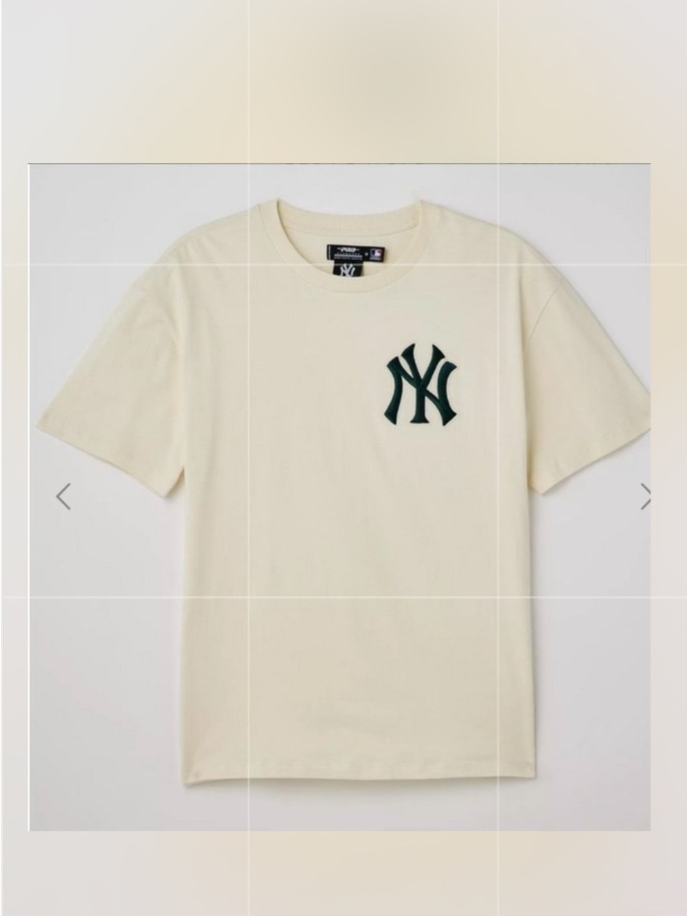 New Era Men's New York Yankees X MLB T-Shirt SIZE M ivory/cream & tags⭐️⭐️